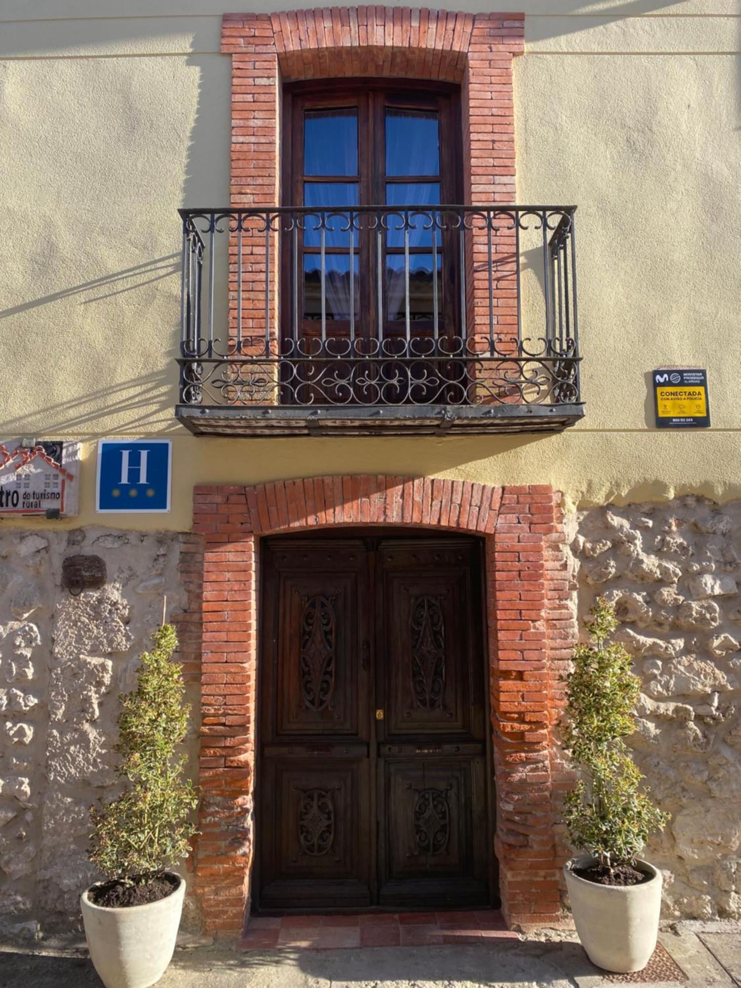 Hotel Restaurante Agapio De Tresnino Quintanilla de Onésimo エクステリア 写真