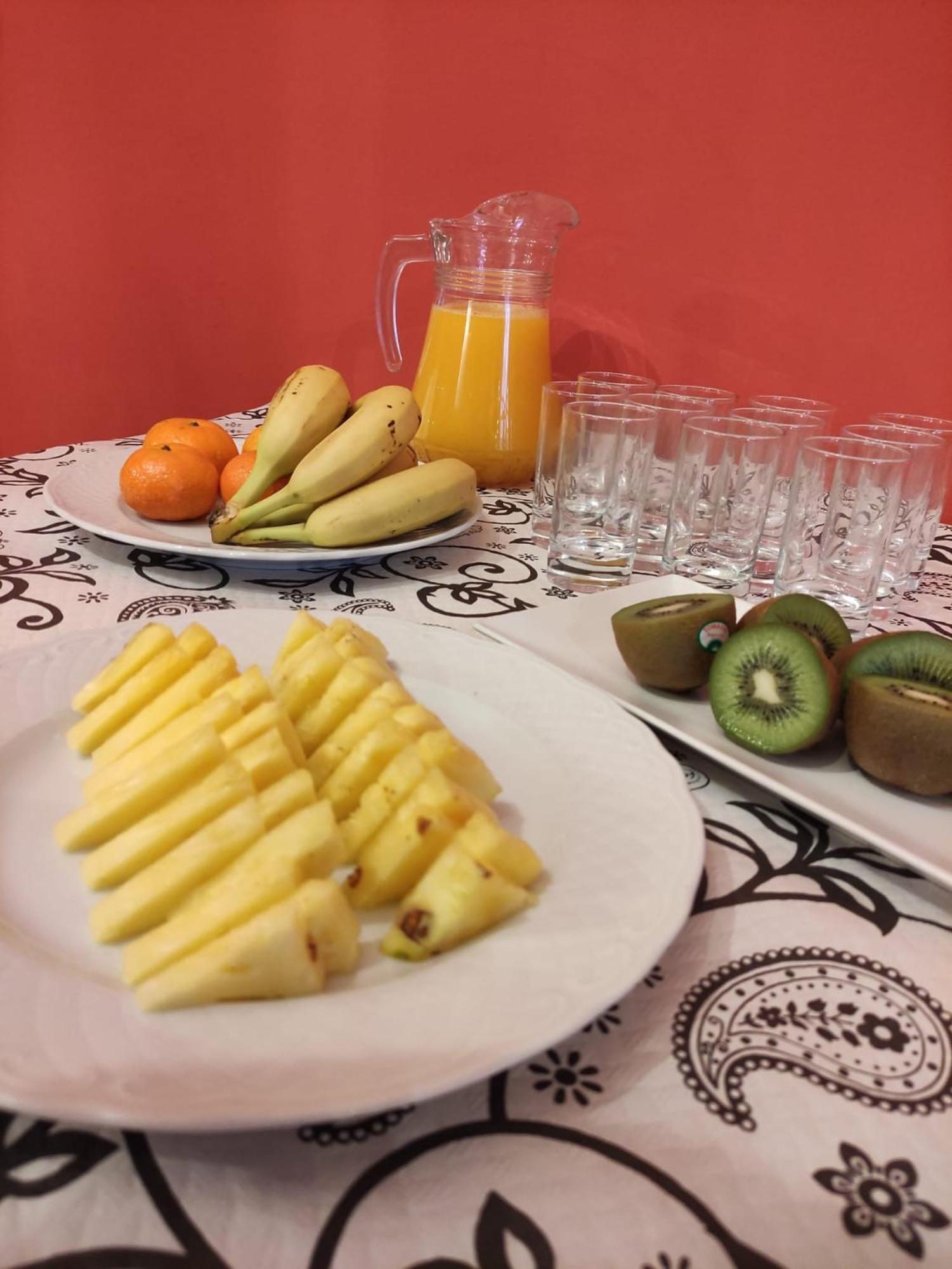 Hotel Restaurante Agapio De Tresnino Quintanilla de Onésimo エクステリア 写真